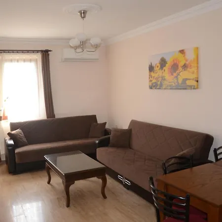 Apartment Oasis